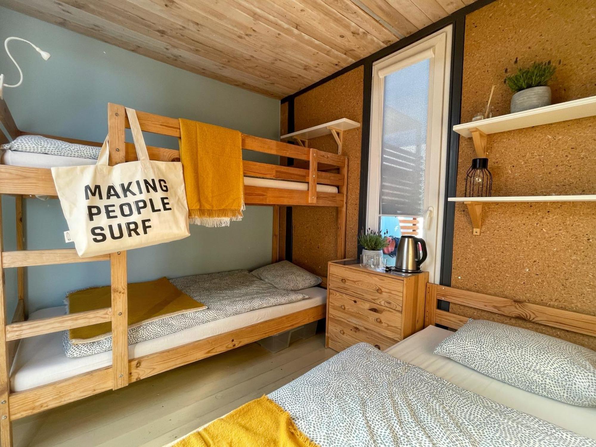 Pokoje Surf People Hostel Władysławowo Екстериор снимка